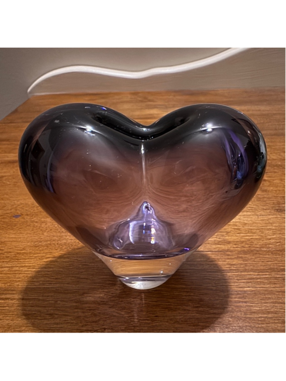 21. Vintage Heart-Shaped Art Glass Bud Vase